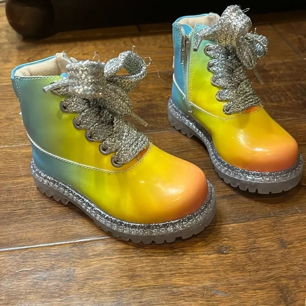 Sophia Webster Mini girls ombre patent leather Rococo boot, 6 (baby)!